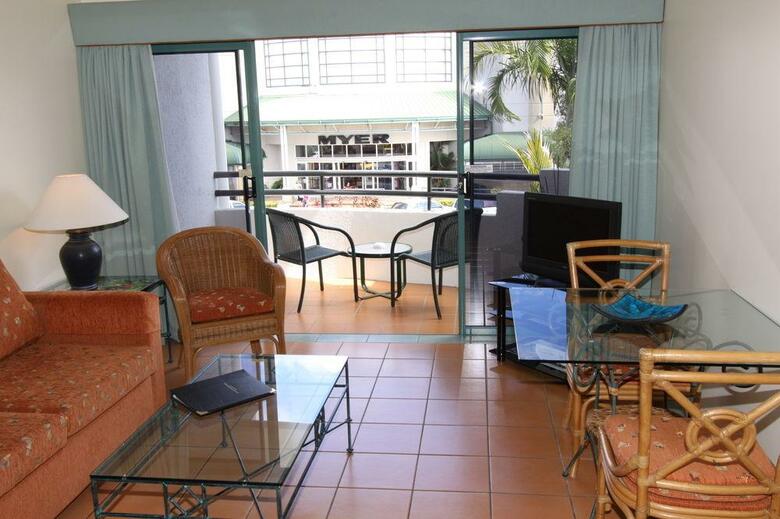 Hotel Mid City Luxury Suites