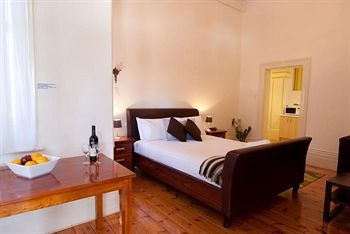 Hotel Seawall Apartments
