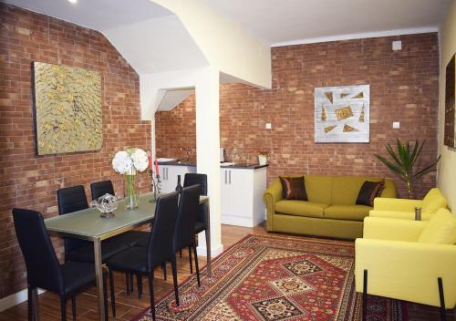 Hostal Amazonia Suits Guest House