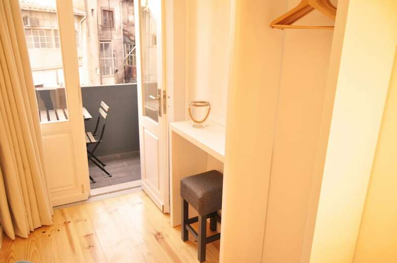 Hotel Mystay Porto Batalha