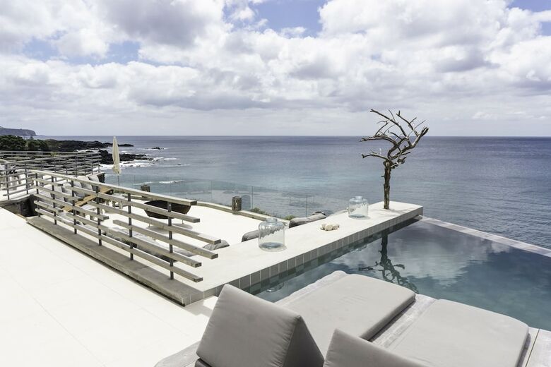 Hotel White Exclusive Suites & Villas