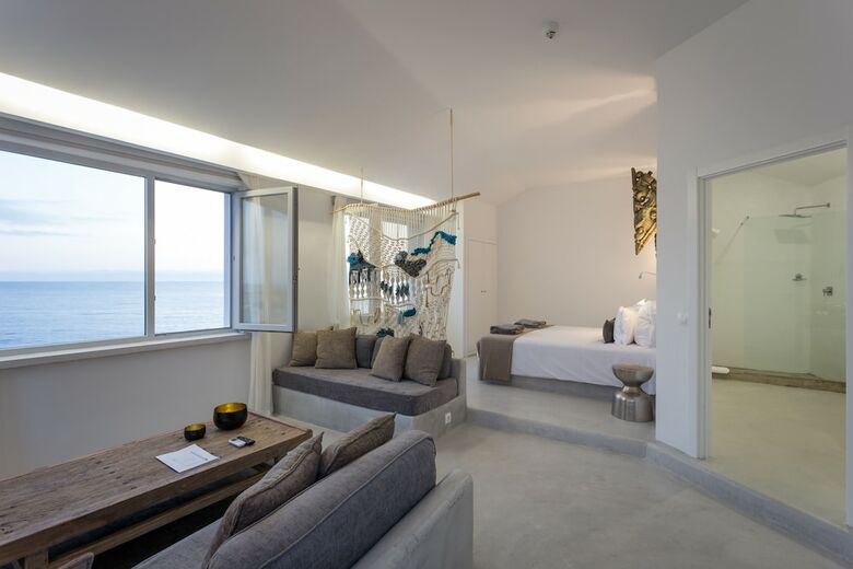 Hotel White Exclusive Suites & Villas