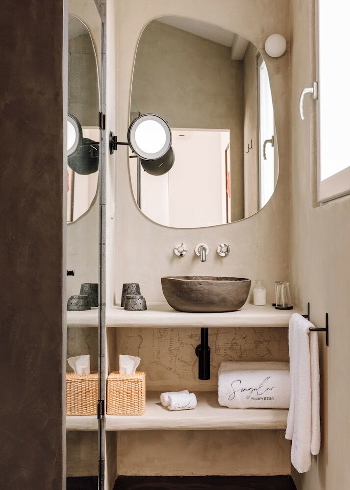 Hotel White Exclusive Suites & Villas