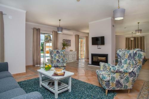 Hotel Colina Villas With Private Pool