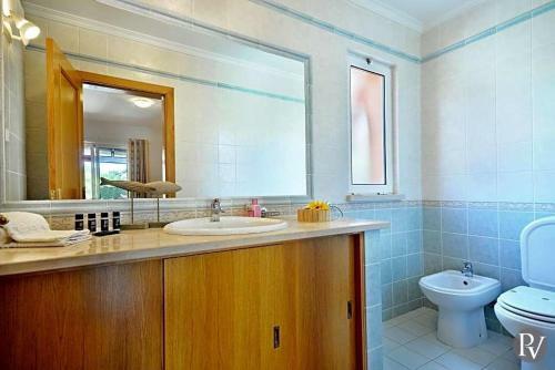 Lagos Villa Sleeps 4 Pool