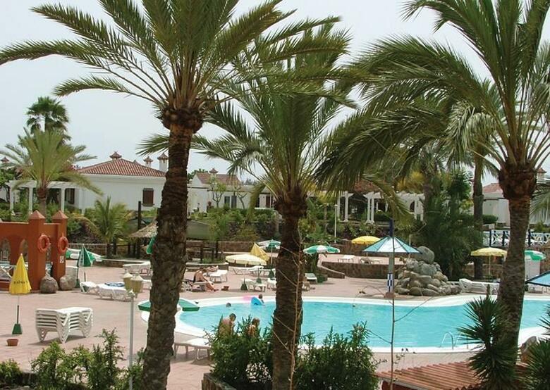 Apartamentos Livvo Dunagolf Suites