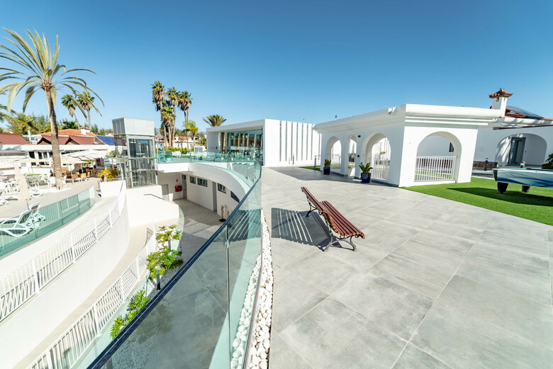 Apartamentos Livvo Dunagolf Suites