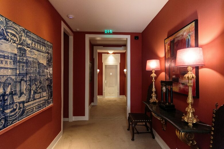 Hostal Dear Lisbon - Palace Chiado Suites