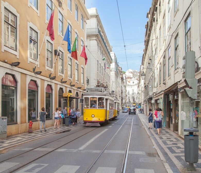 Hostal Dear Lisbon - Palace Chiado Suites