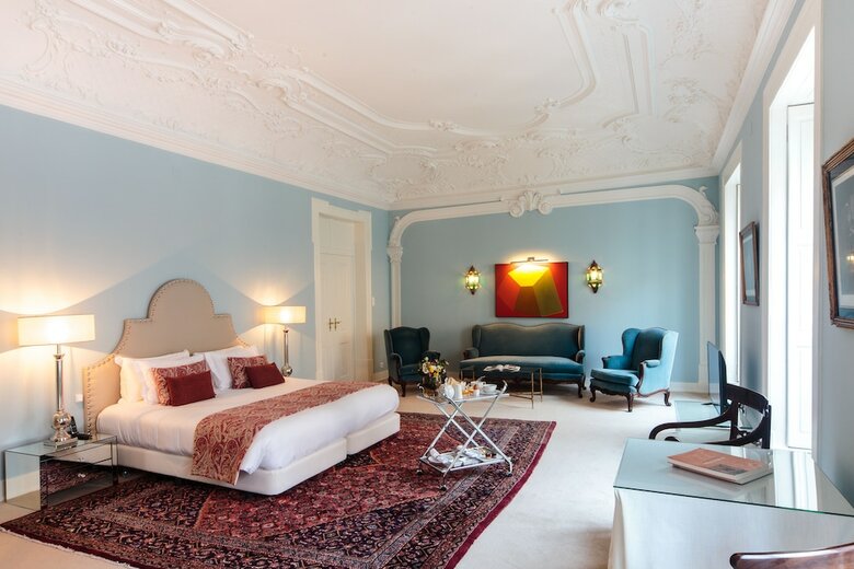 Hostal Dear Lisbon - Palace Chiado Suites