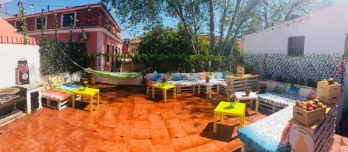 Albergue Cascais Terrace Fruit Point