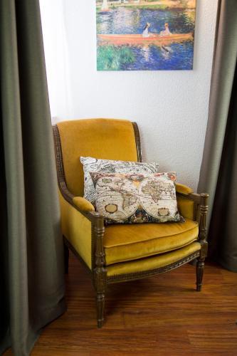 Art 4 You Cascais Hostel & Suites