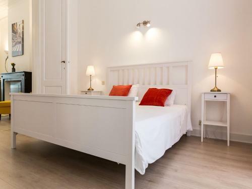Lantsheere Halldis Apartments