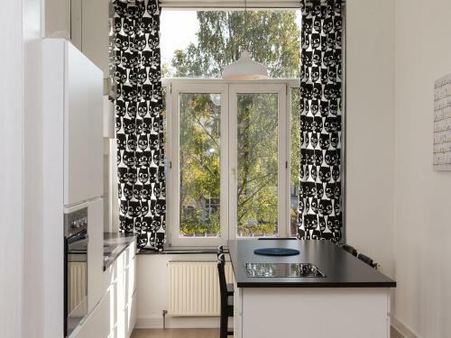 Lantsheere Halldis Apartments