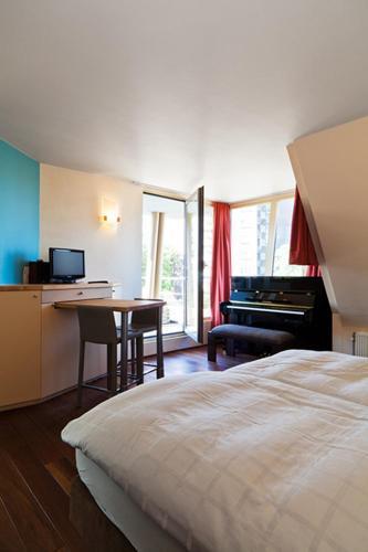 Quatre Mains Serviced Apartments