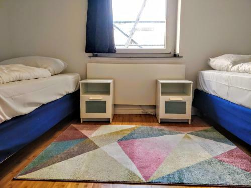 Avi City Apartments Mainhouse