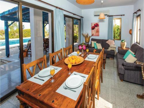 Two-bedroom Holiday Home In Argaka