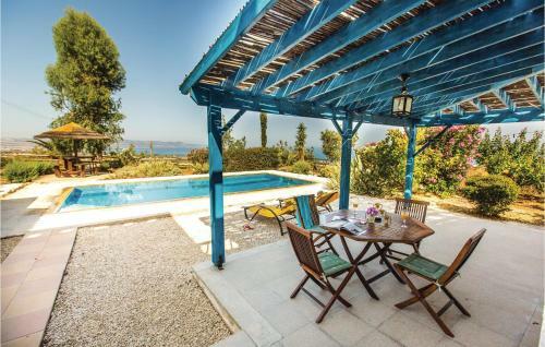 Two-bedroom Holiday Home In Argaka