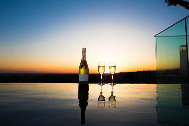 Hotel Napa Suites (adults Only)
