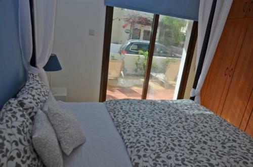 Villa Amara - 3 Bed Villa With Shared Pool Idyllic Ayia Thekla
