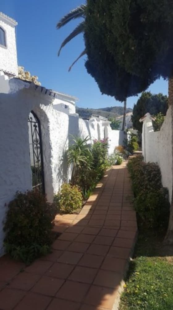 Apartamentos El Capistrano Sur