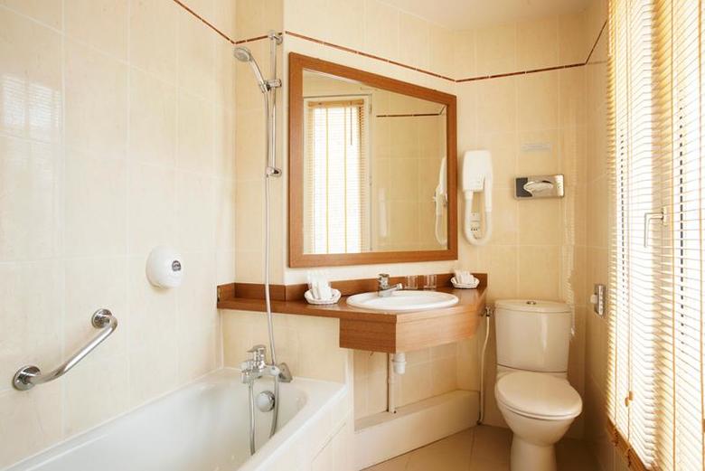 Hotel Apollinaire