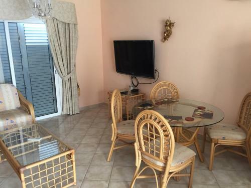 Sea Front 2 Bed House