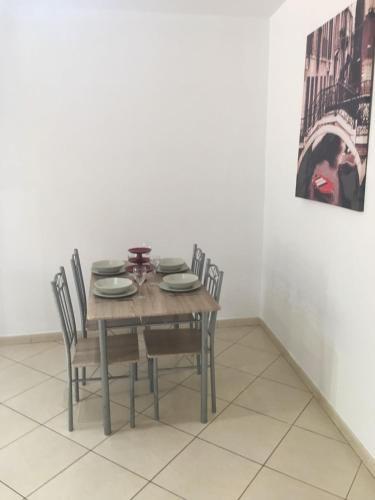 Elena Court Apartments