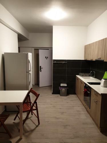 Mylos Court Apartments