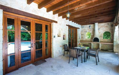 Two-bedroom Holiday Home In Miliou Paphos