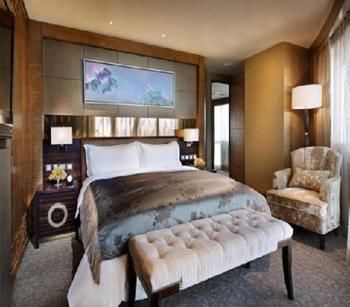 Radegast Lake View Hotel