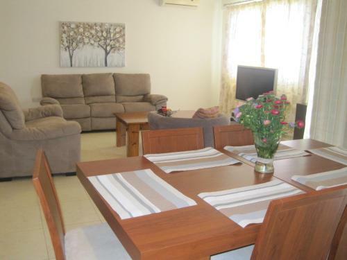 Apartamento Polyxenia Isaak Annex Sea View Apt