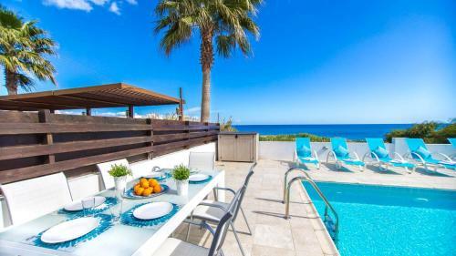 Rent Private Villa 134