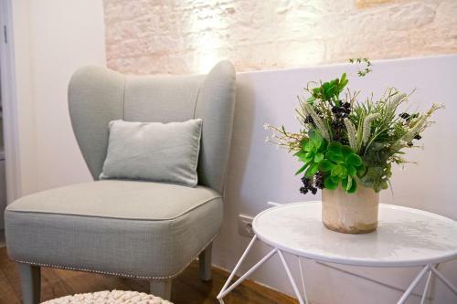 Hostal The Guest House - Palazzo Scotto