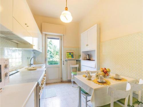Three-bedroom Apartment In Assisi -pg-