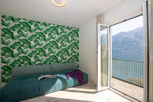 Brienno Villa Sleeps 16