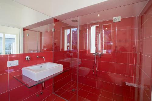 Griante Villa Sleeps 10 Pool
