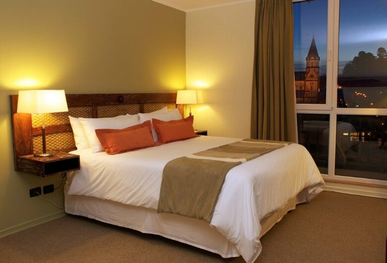 Hotel Solace