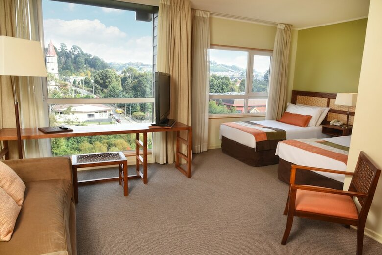 Hotel Solace