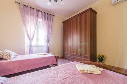 Apartamento House And Apts. In Cala Gonone 33558