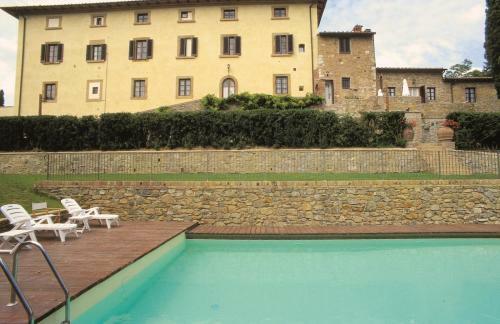 Il Castagno D'andrea Villa Sleeps 16 Pool