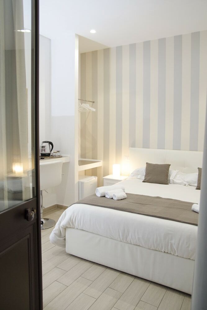 Hostal Sleep Inn Catania Rooms
