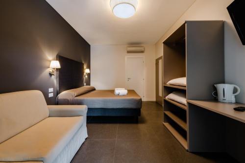 Hostal Garda Guest House