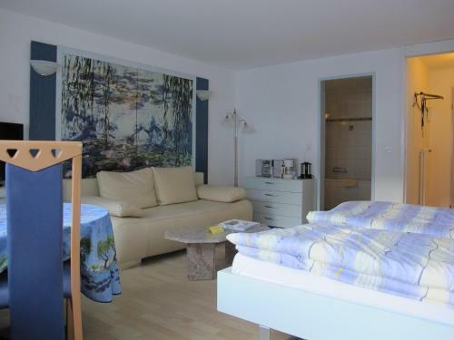 Artist Apartments   Hotel Garni