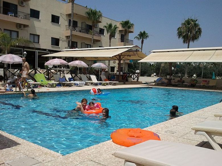 Lucky Hotel Apartments