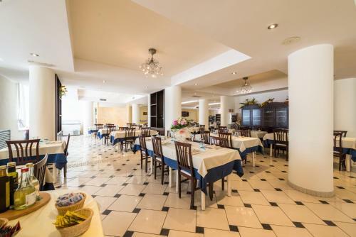 Hotel Lem-casadei