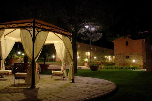 Ciggiano Villa Sleeps 33 Pool Air Con Wifi