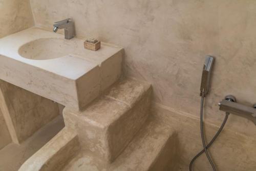 Cisternino Villa Sleeps 7 Pool Air Con Wifi