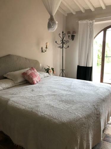 Hostal Private Room In Small Medieval Borgo