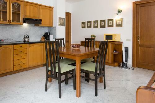 Galleria Albogasio Apartment 14539